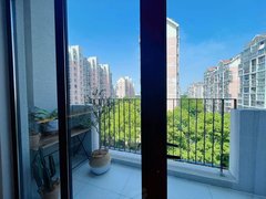 上海松江新桥国企公寓，有燃气，户型朝南，环境好，押一付一，实体墙出租房源真实图片