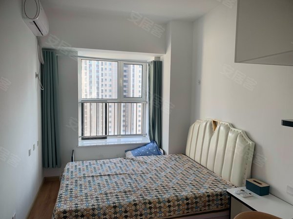 济南历城全福鹊华天禧(商住楼)鹊华天禧精装修公寓,家具家电齐全,交通