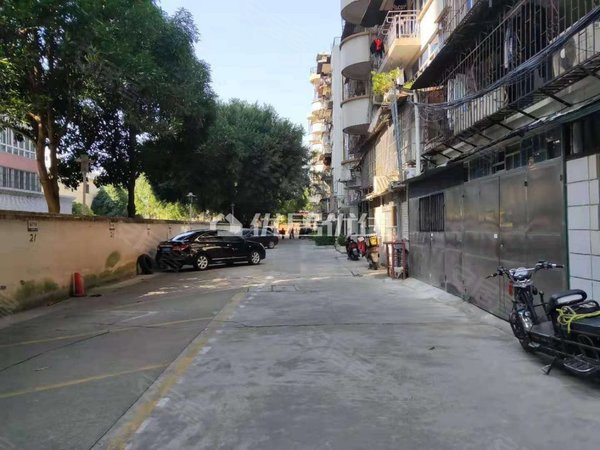 南宁青秀新竹新竹小区麻村菜市对面 新竹小区标准两房招租 拎包入住