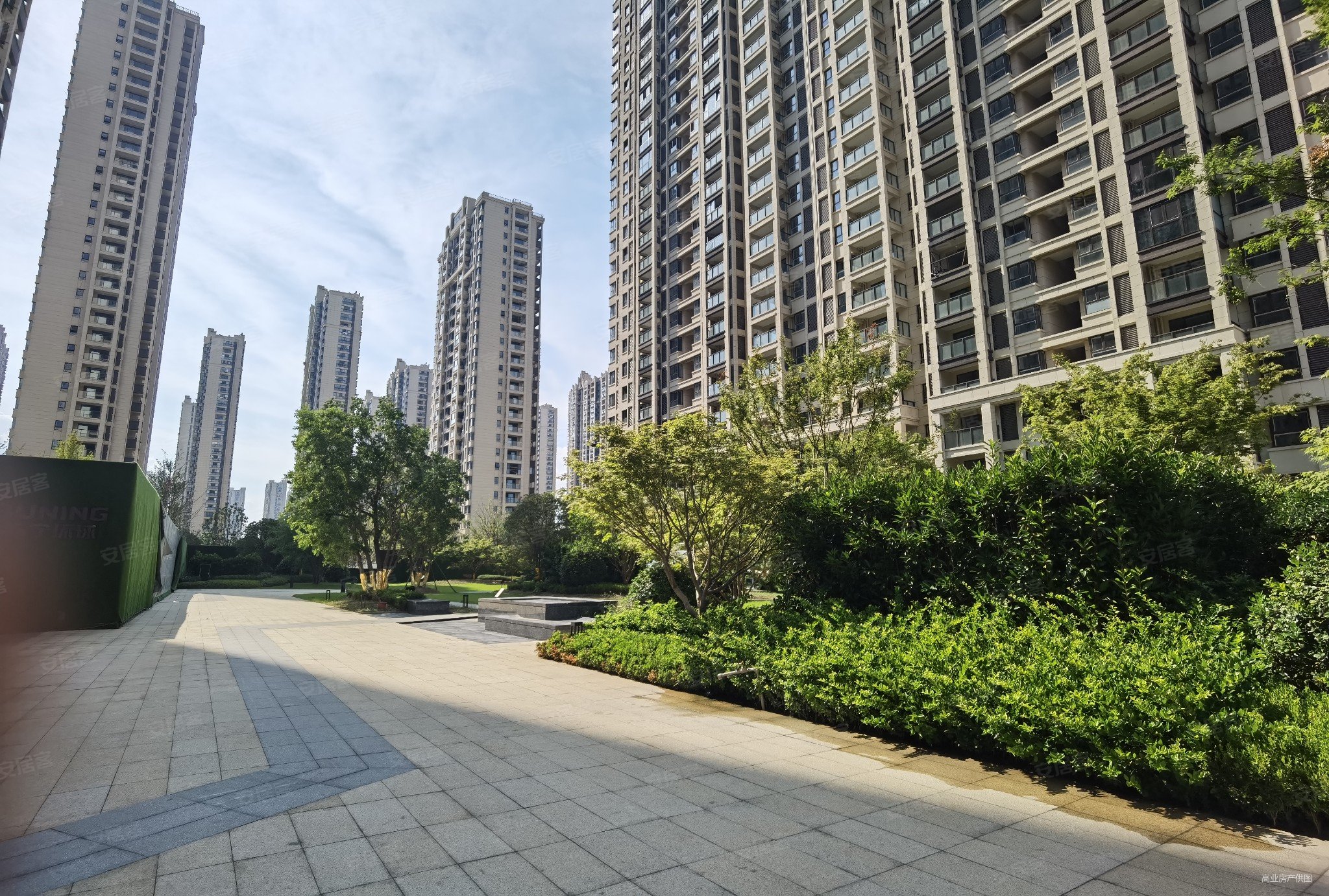 大桥北现房看实体房威尼斯滨江雅园毛坯江景双地铁送车