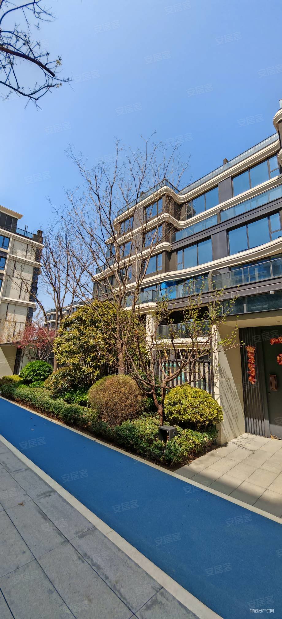 高端小区,舒适生活,鸿园银杏苑二手房,460万,4室2厅,3卫,216平米-郑州