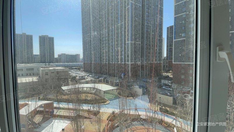 急售万达广场旁6w入住三室现房精装修近轻轨旭辉公元