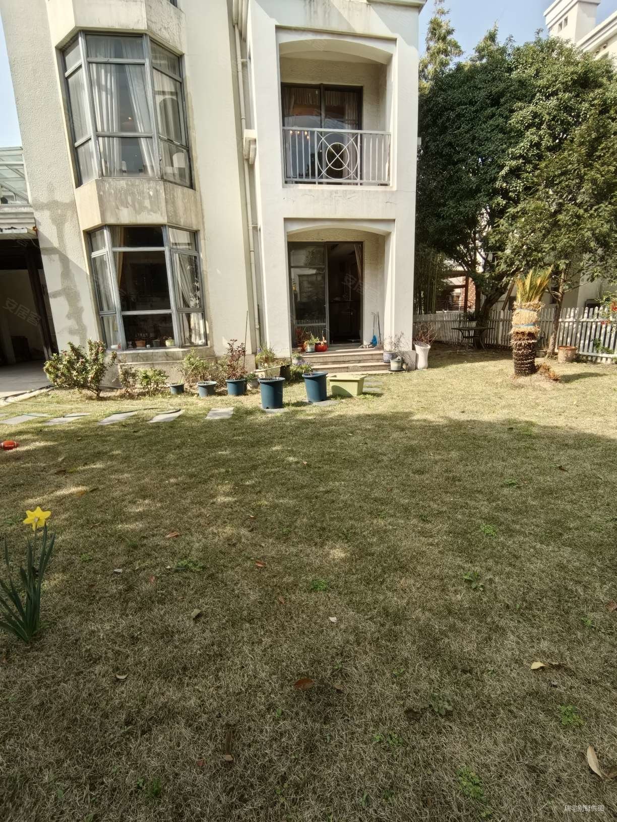 龙胜商业 广场 出行方便 满五 小区新 诚心出售,剑桥景苑二手房,1930