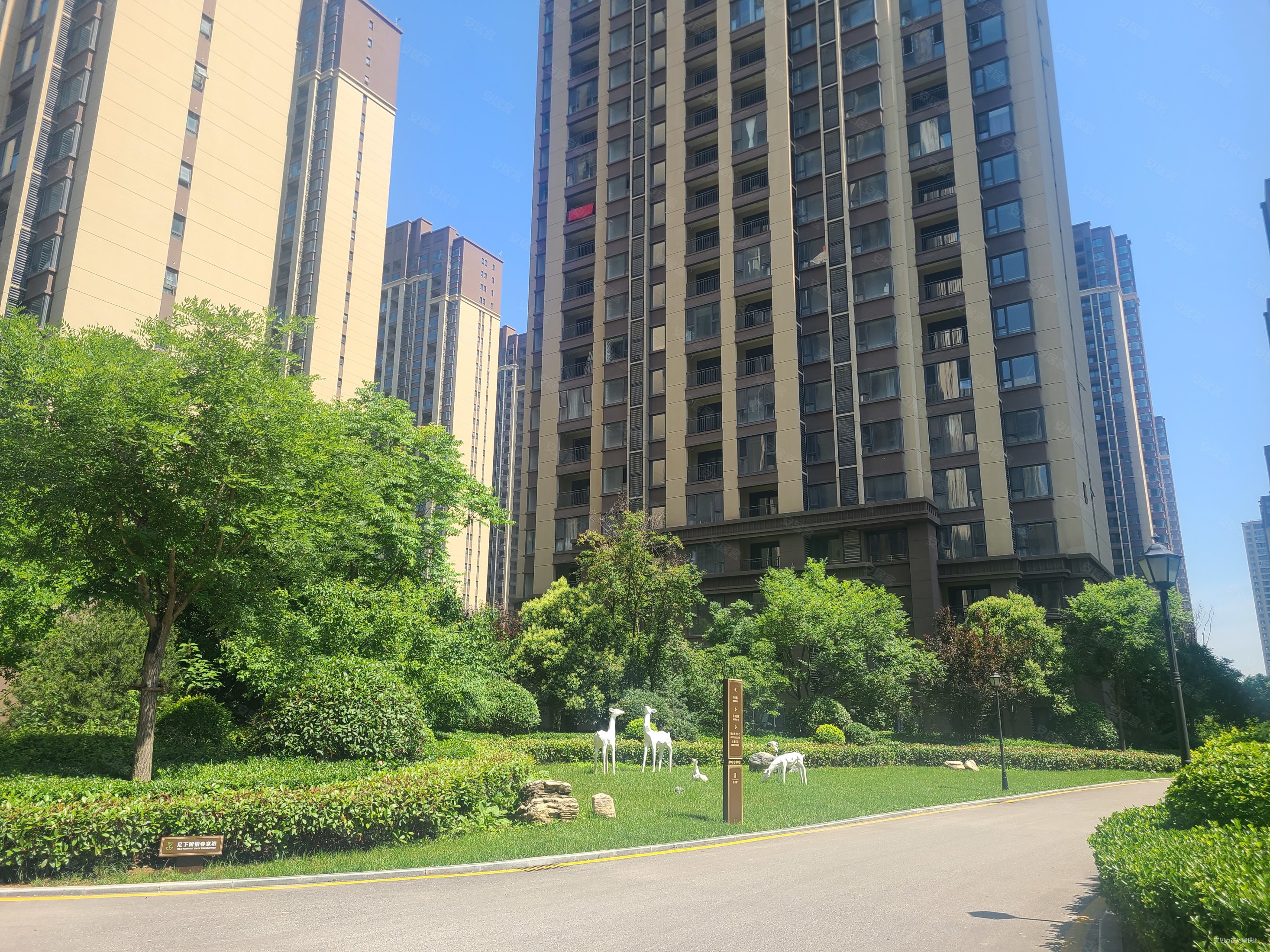 隆基泰和万和郡