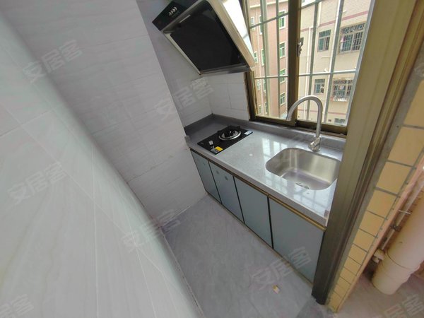 深圳光明公明合水口村合水口村 1室1厅1卫 电梯房 配套齐全 豪华装修