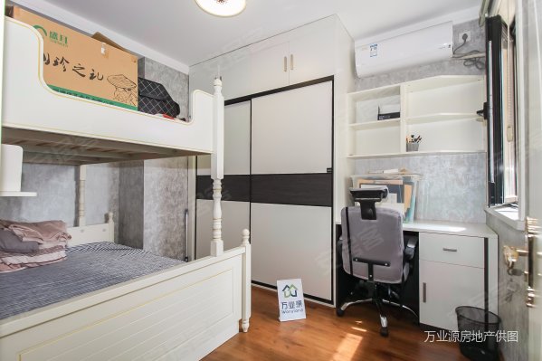 桃源居小高层两室精装修装修带家具家电临地铁诚心卖