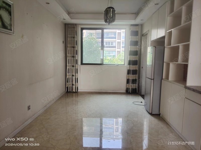 凯润花园 电梯洋房 中间楼层 市值实验 证满二 随时看房