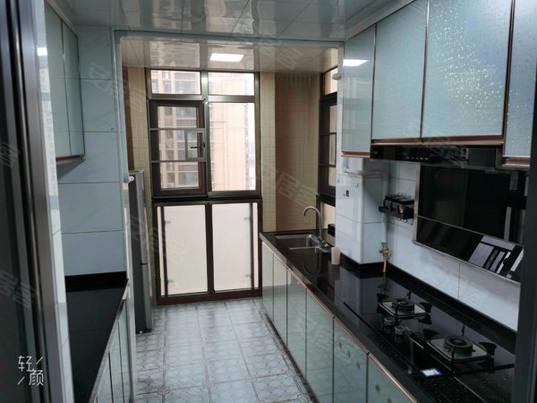 方直广场 德信居 3室2厅1卫 全新装修 简约轻奢风