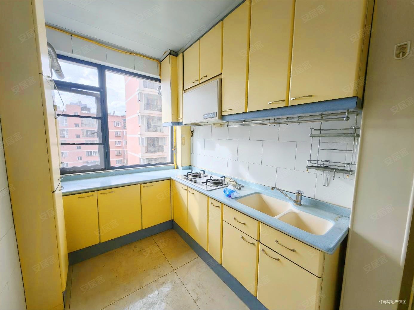 南北通透 精装三房 电梯小高层,高新苑小区二手房,118万,3室2厅,2卫