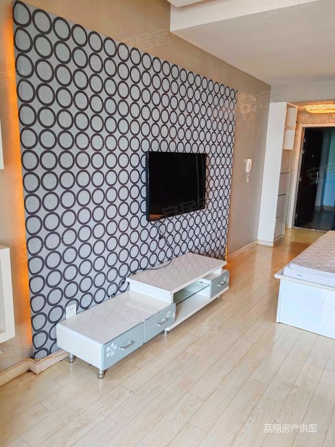 蓝山国际公寓 购物方便 近医院 临地铁 楼层好 产权清晰