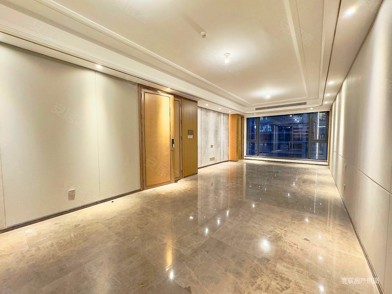 中骏天盈  带岛台  看中庭 中高层 未入住