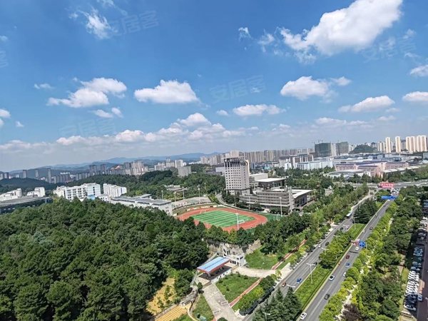 贵阳观山湖商贸城碧桂园西南上城博士府西南上城博士府  学校附近家电