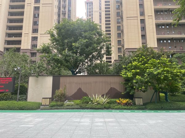 泉州台商区台商投资区美的公园天下美的公园天下,全配3房出租,1800