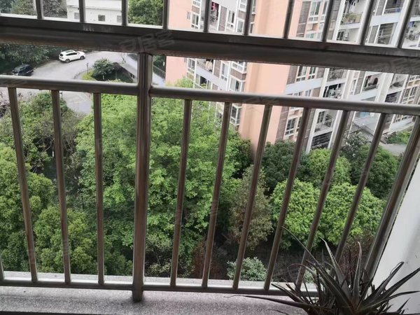 重庆合川合川大学城北城佳苑义乌大道166号北城佳苑电梯两室一厅家具