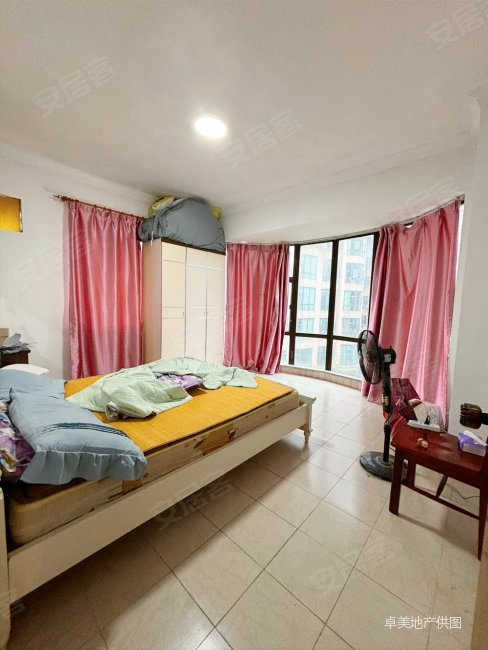 荔景花园电梯3房向南向园景单边位已换新电梯带租约出售看房方便