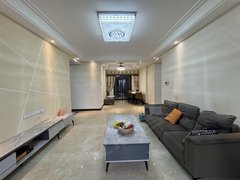 东莞道滘道滘城区金地城南艺境2300一个月 家私家电齐全 中间楼层采光好出租房源真实图片