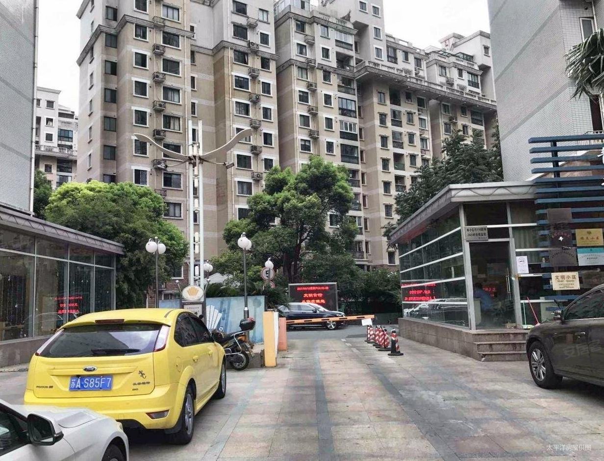 静安河滨花园