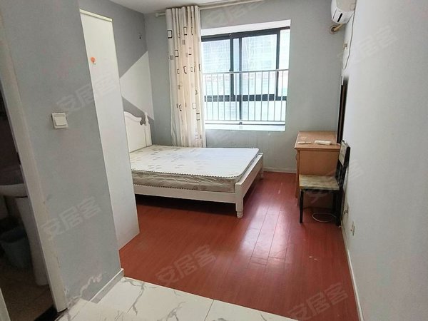 村三区单间出租 近立讯 天运广场 海关 伟创力 浪潮出租房源真实图片