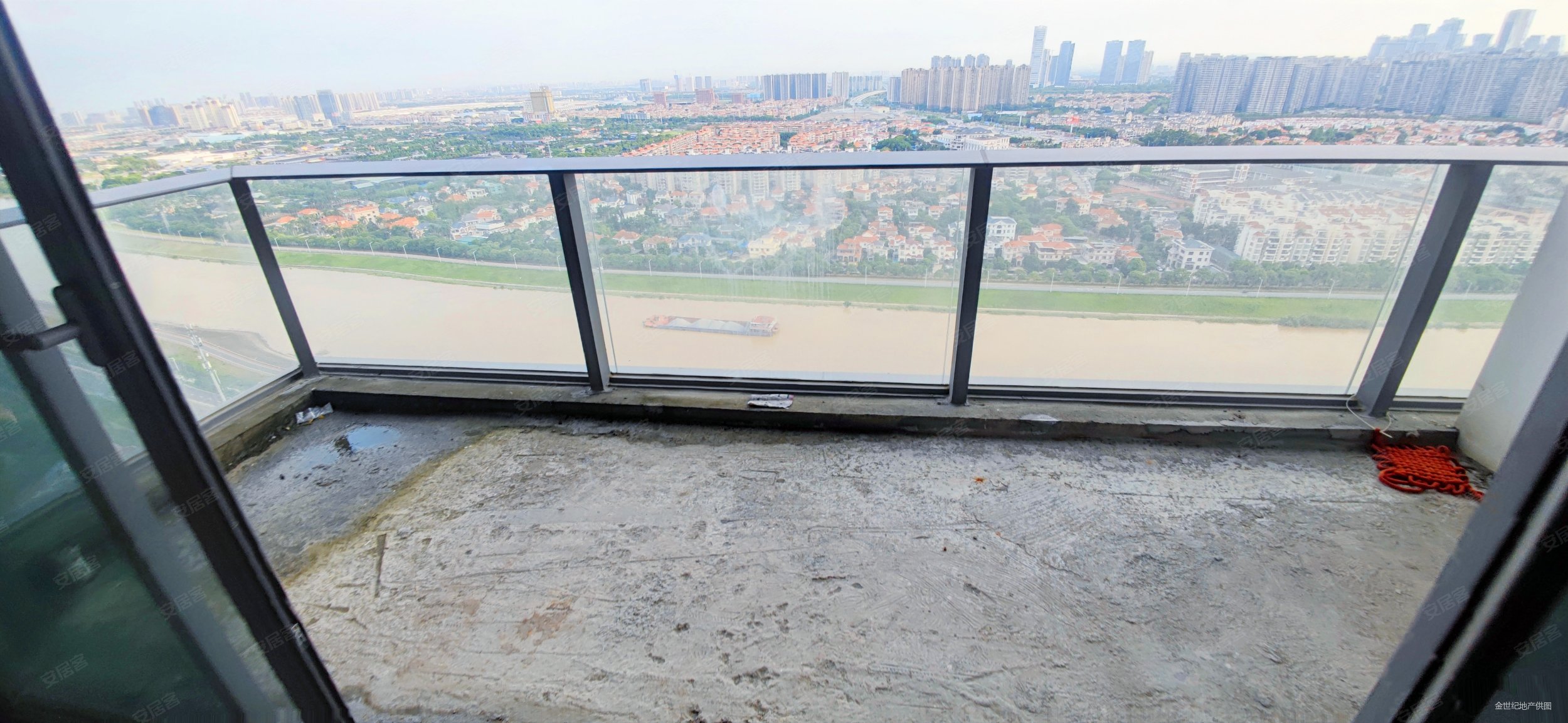 佛山房产网>佛山二手房>禅城二手房>东平新城二手房>龙光天境>2500