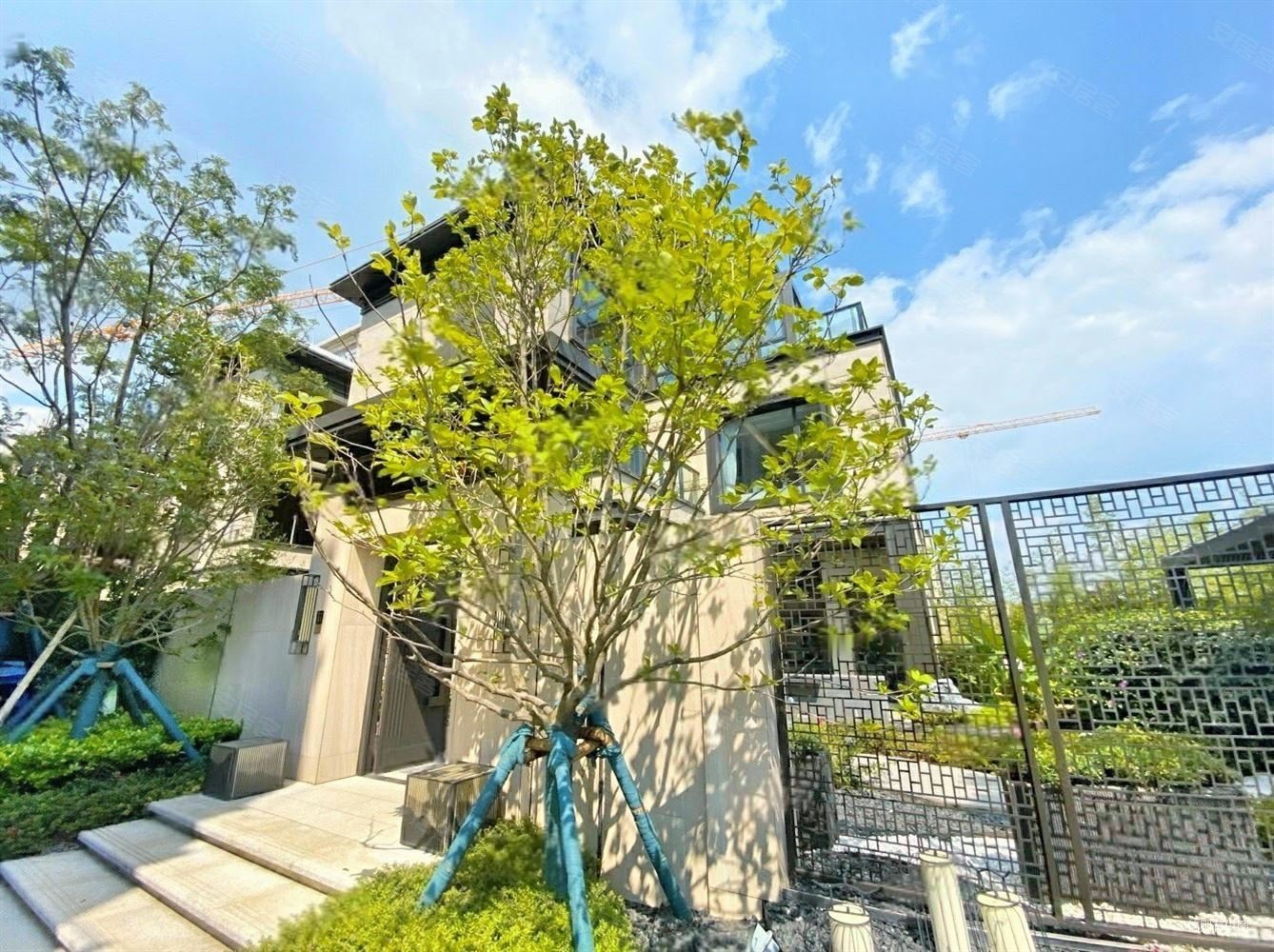 世纪城豪装商业别墅带百平花园赠产权车位所见即所得