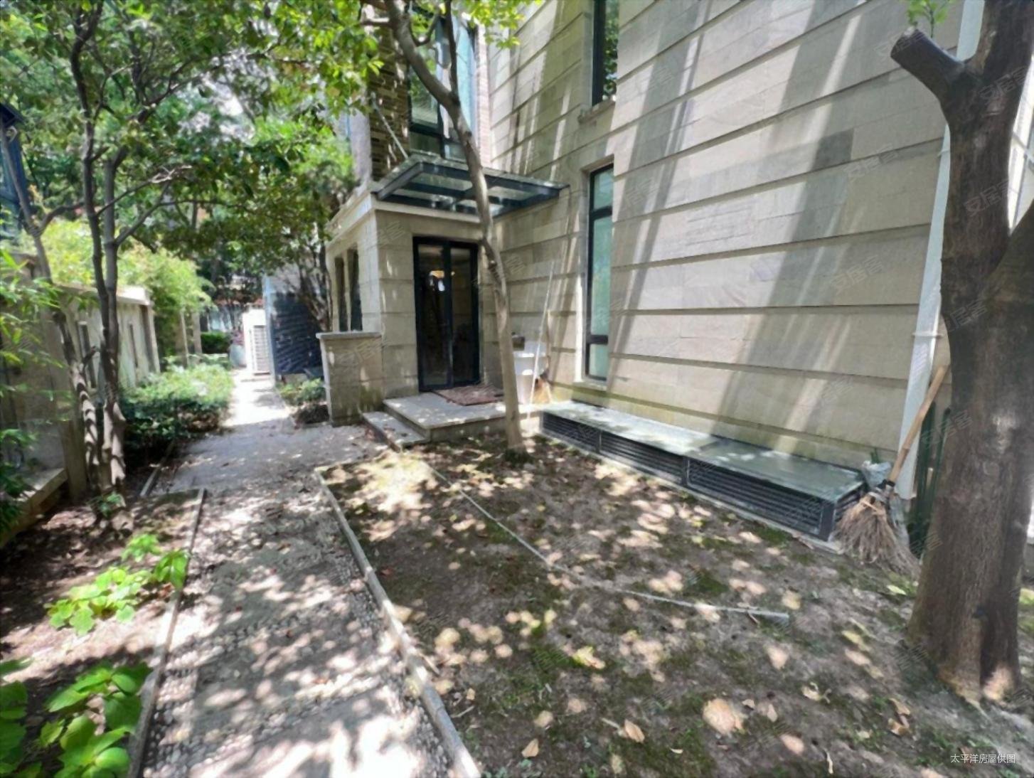 银都名墅二手房,2300万,7室2厅,3卫,357平米-上海安居客