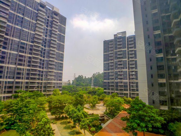 广州番禺番禺广场星尚名玥花园星尚名玥花园(电梯三房)精装 家电齐全