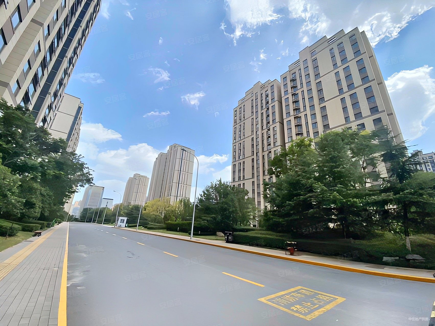 东城逸家逸品园