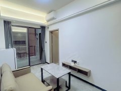 深圳宝安坪洲配齐一室一厅，有独立阳台，民水电，精装出租房源真实图片