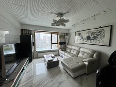 上海普陀光新好是真的好 南北双阳台 全屋墙暖 高品质小区私密性强自带会所出租房源真实图片