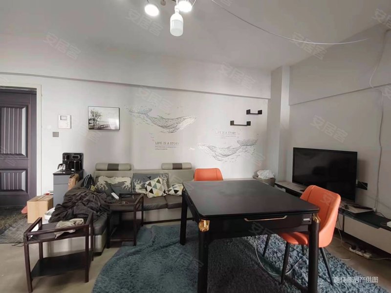 正地铁口 朝南精装两房 证件齐全 可以过户 中间楼层,汉口北一号公馆