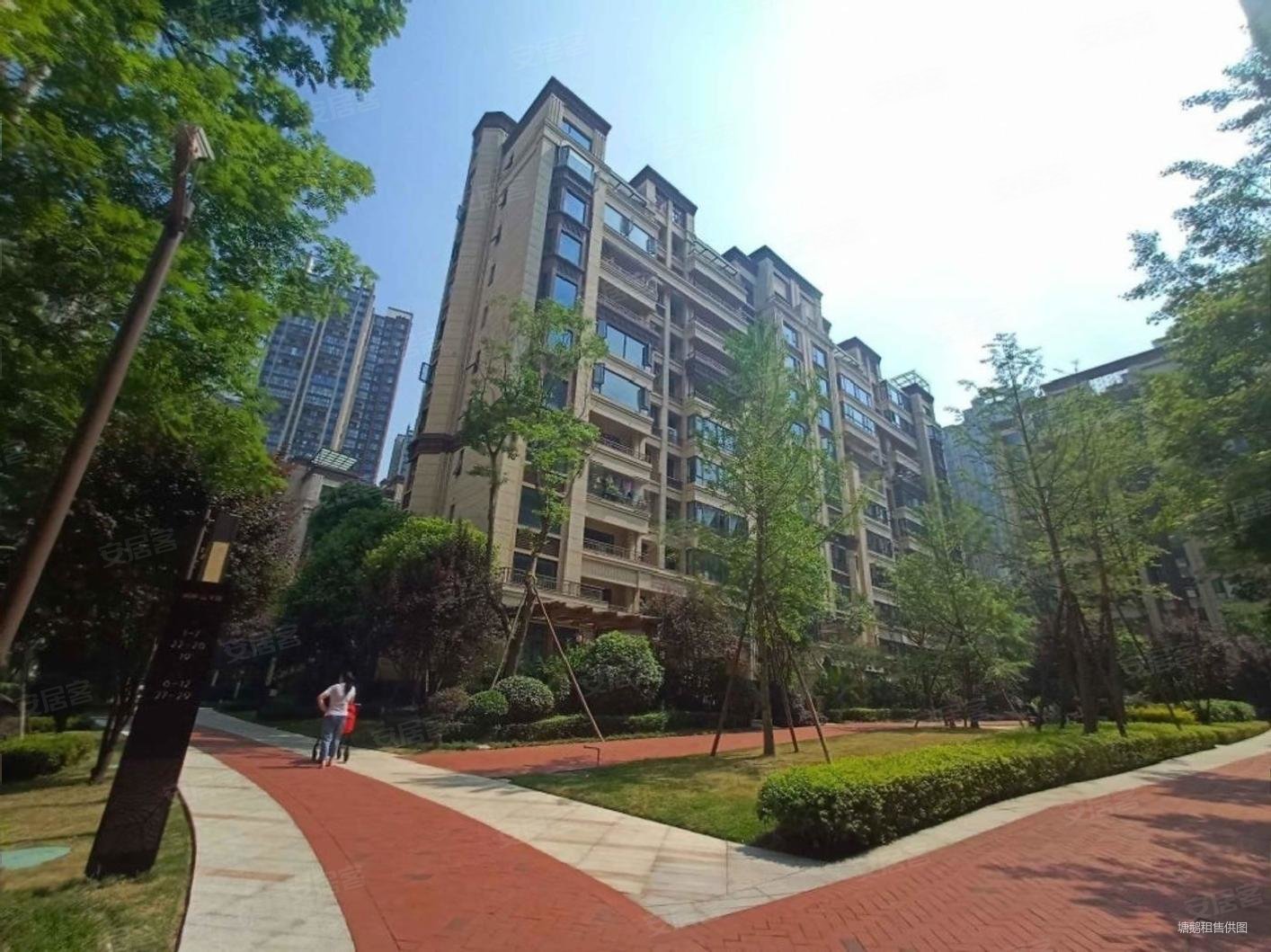 新上龙湖三千庭洋房带80平大花园南北朝向房东诚心出售