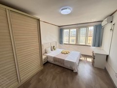 青岛李沧李村精装小套一！李村双线地铁站！信联天地！乐客城！李村商圈！空调出租房源真实图片