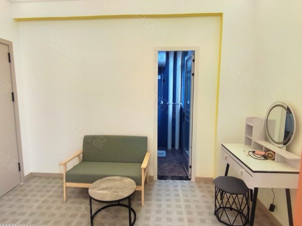 铜仁万山万山城区木杉河广场小区万山产业园对面1室1厅精装修，拎包入住出租房源真实图片