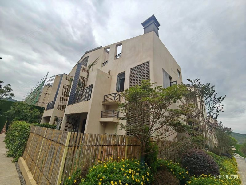 五华区 精装别墅 地 3层 独门独院真实在售 准现房清盘特惠,保利春湖