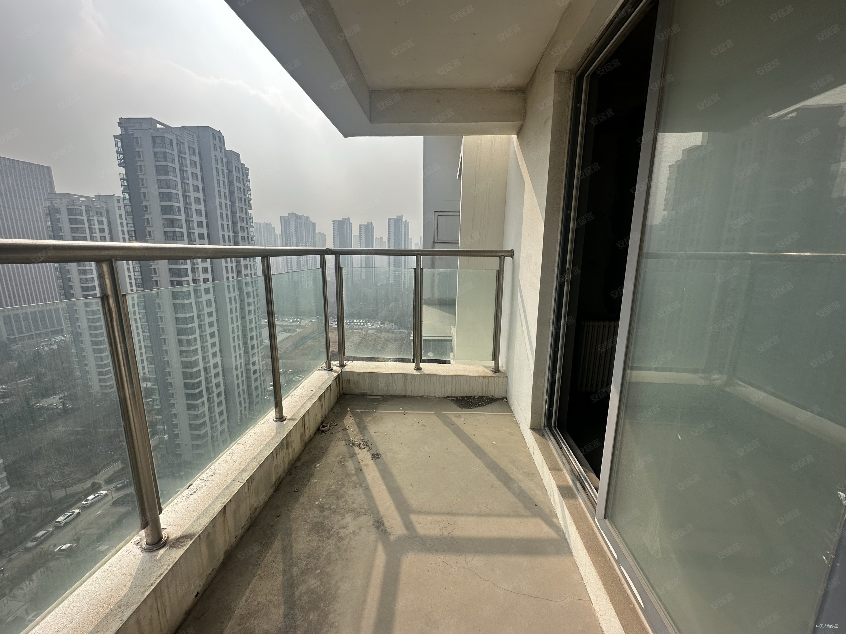 近地铁 太小 实验 毛坯 采光好 视野好 带露台 看房随时,江山瑞城二手