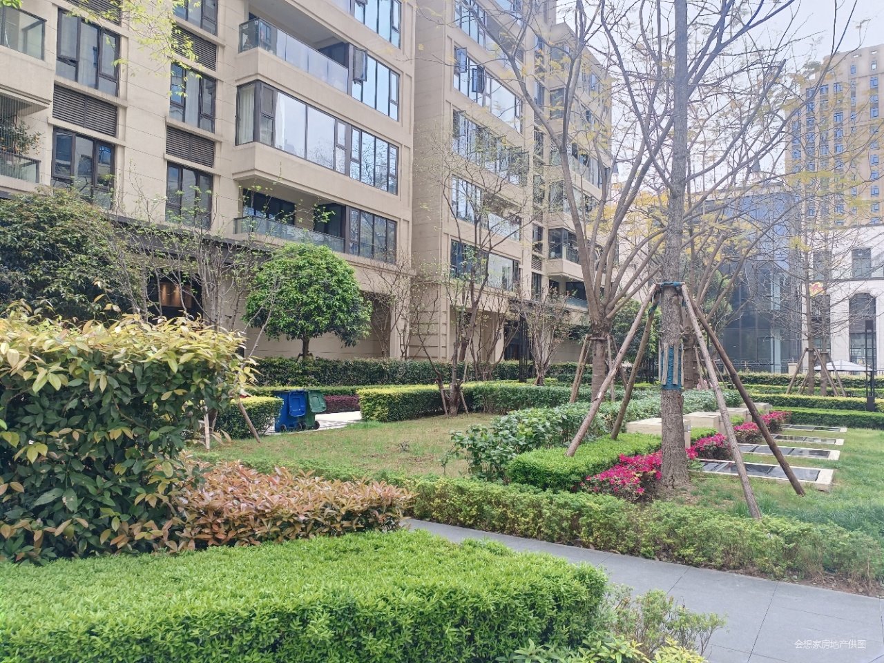 成都房产网>成都二手房>高新区二手房>中和二手房>融创香璟台西苑>