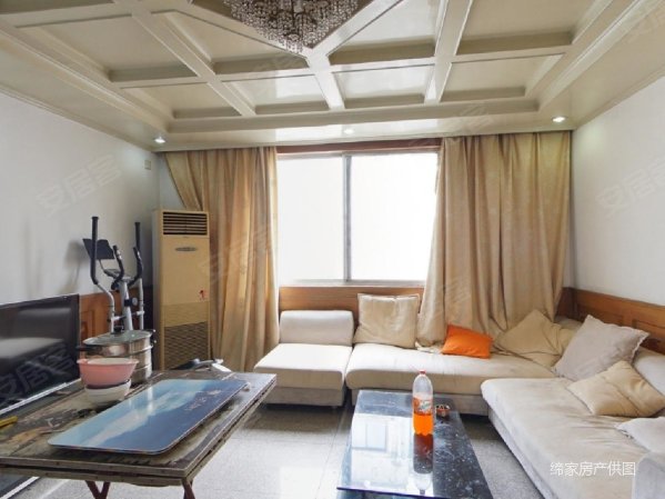 东港新村 三开间朝南 中间楼层 边户采光好 户型