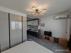 延边延吉铁南区可月付 铁南 香山花苑电梯楼 一居室精装带空调 密码锁出租房源真实图片