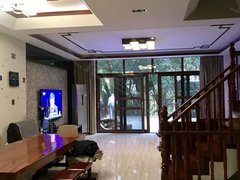 西双版纳景洪龙舟广场民宿出租，融创一期别墅500出租房源真实图片