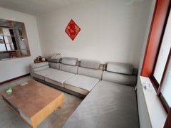 烟台莱阳莱阳城区精装 地暖 老小区 新装修 燃气热水器 拎包入住出租房源真实图片