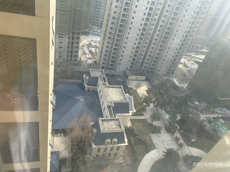 西安房产网>西安二手房>高新区二手房>高新管委会二手房>天琴湾>800