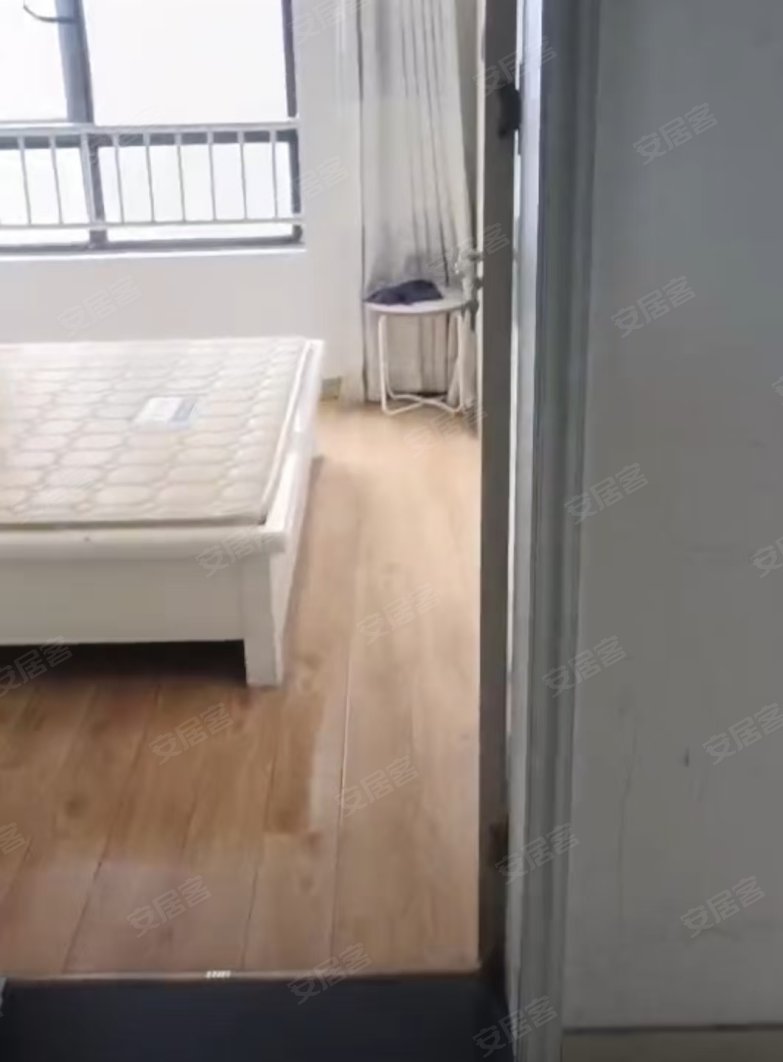 经典华城 2室1厅1卫