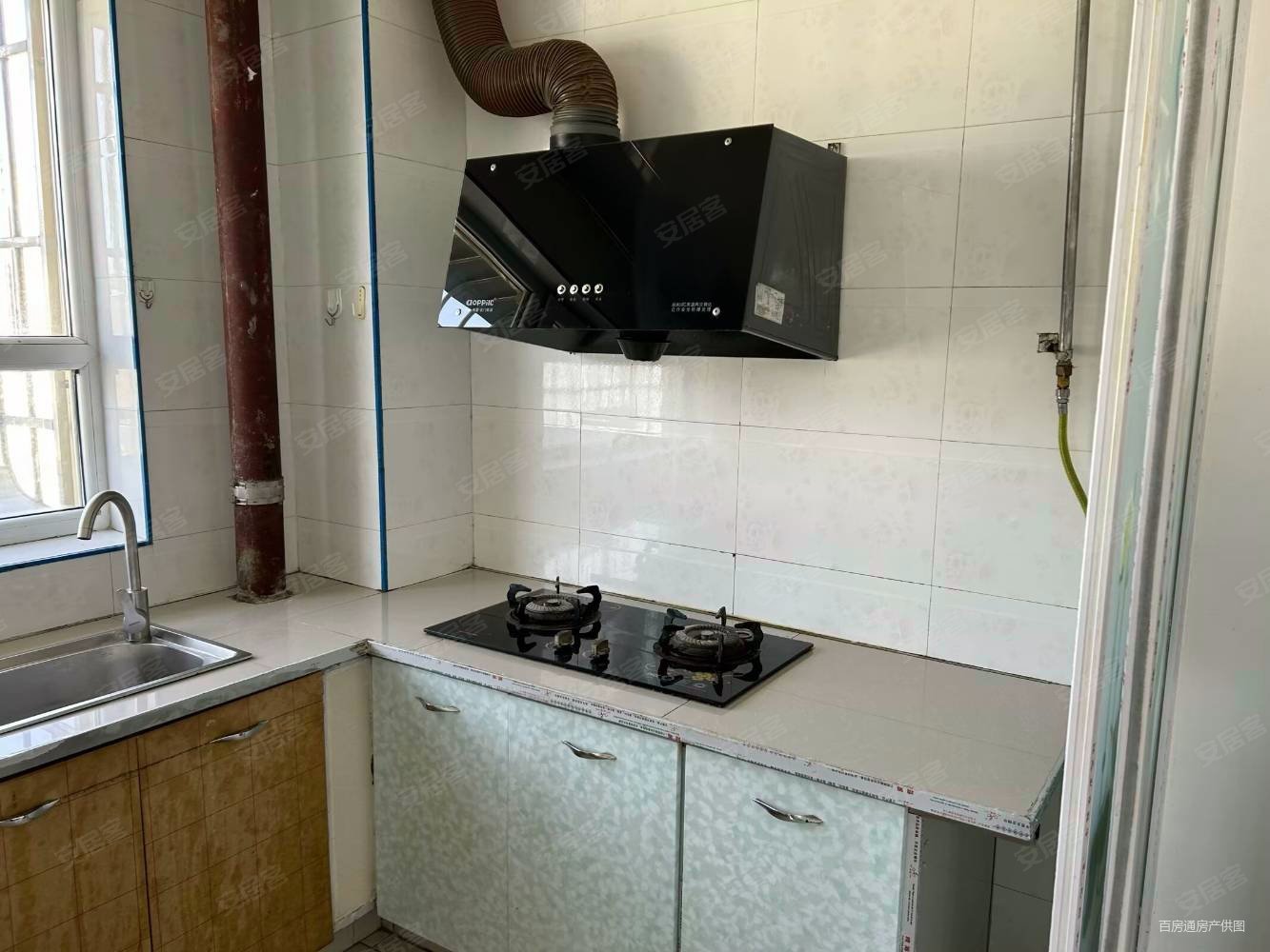 公务员小区二期2室1厅1卫106.21㎡南50万