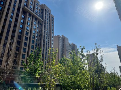 小区价格比较贵,约大面积往往越贵天成玉玺台(一二期)房价走势历年
