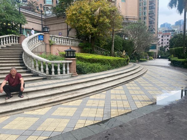 【多图】鸿瑞花园,南山中心区租房,鸿瑞花园小区,三房二厅一卫出租