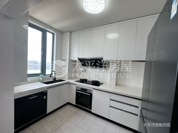 滨江茗园|看江楼层|近地铁|双卫格局|南北通透|商业配套齐全