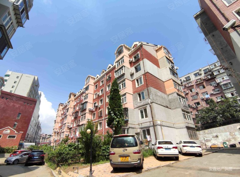 天泉山庄小区绿化高医疗配套成熟产权清晰大两居