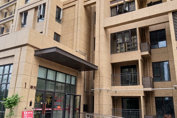 不足,南德长江城怎么样,南德长江城周边房产中介经纪人评价-武汉安居