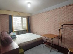 哈尔滨道里中央大街临近爱建安国街，价格可谈，四楼，一室，拎包入住出租房源真实图片