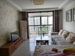 乐陵城区新一中泰山现代城步梯三楼精装两室家具家电齐全,拎包入住出租房源真实图片